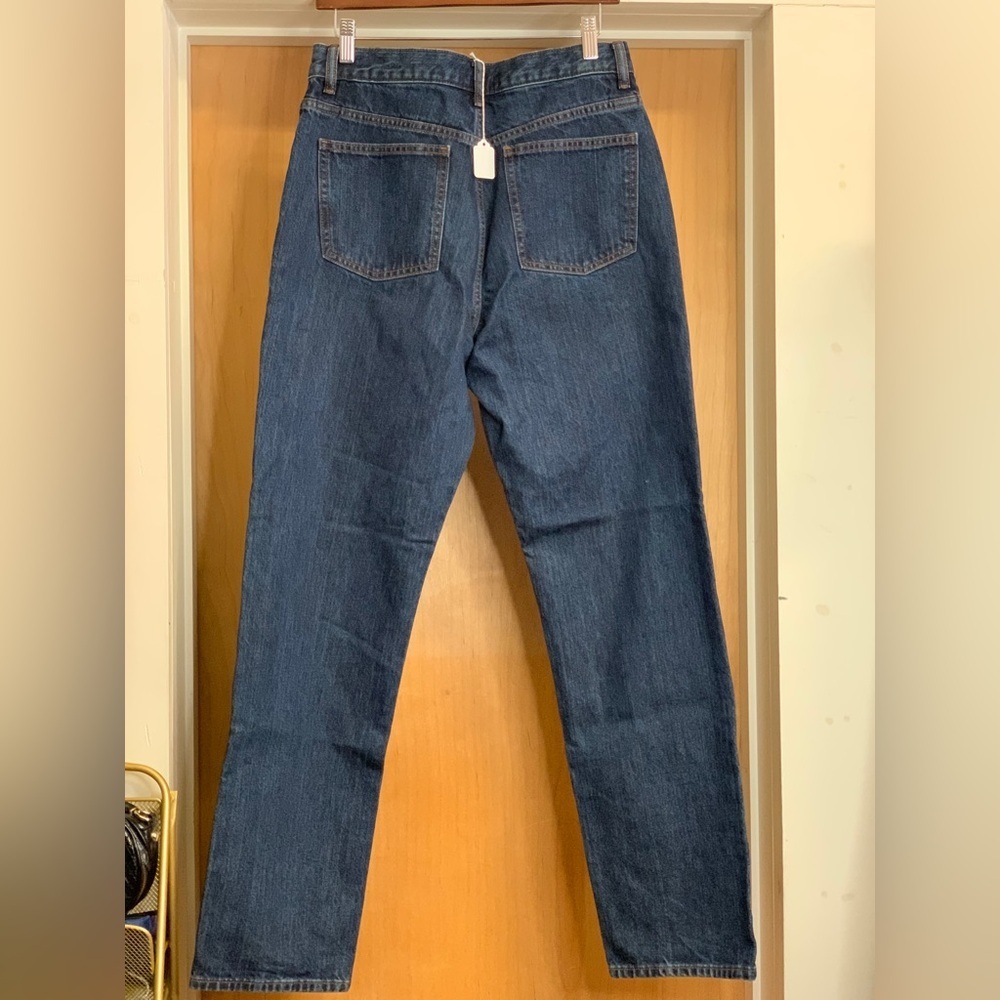 Uniqlo Regular Fit Straight High Rise Jeans in Blue. Size-28X32. Quiet Luxury - Picture 6 of 6